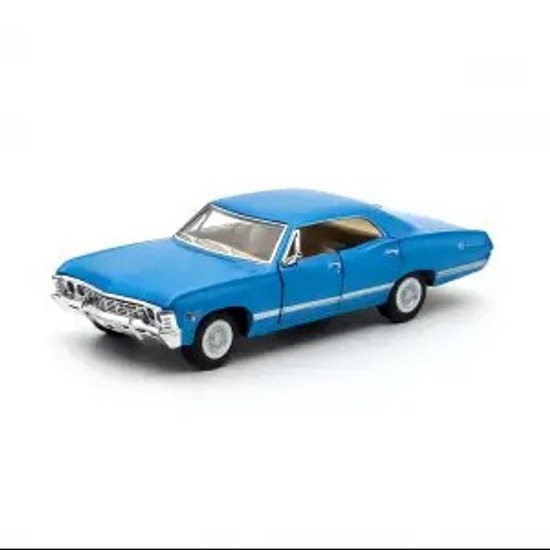 Kinsmart 1/38 1967 Chevrolet Impala- KT5352D